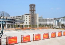 岳阳现代服务职业技术学院新建项目与汇德科技战略合作